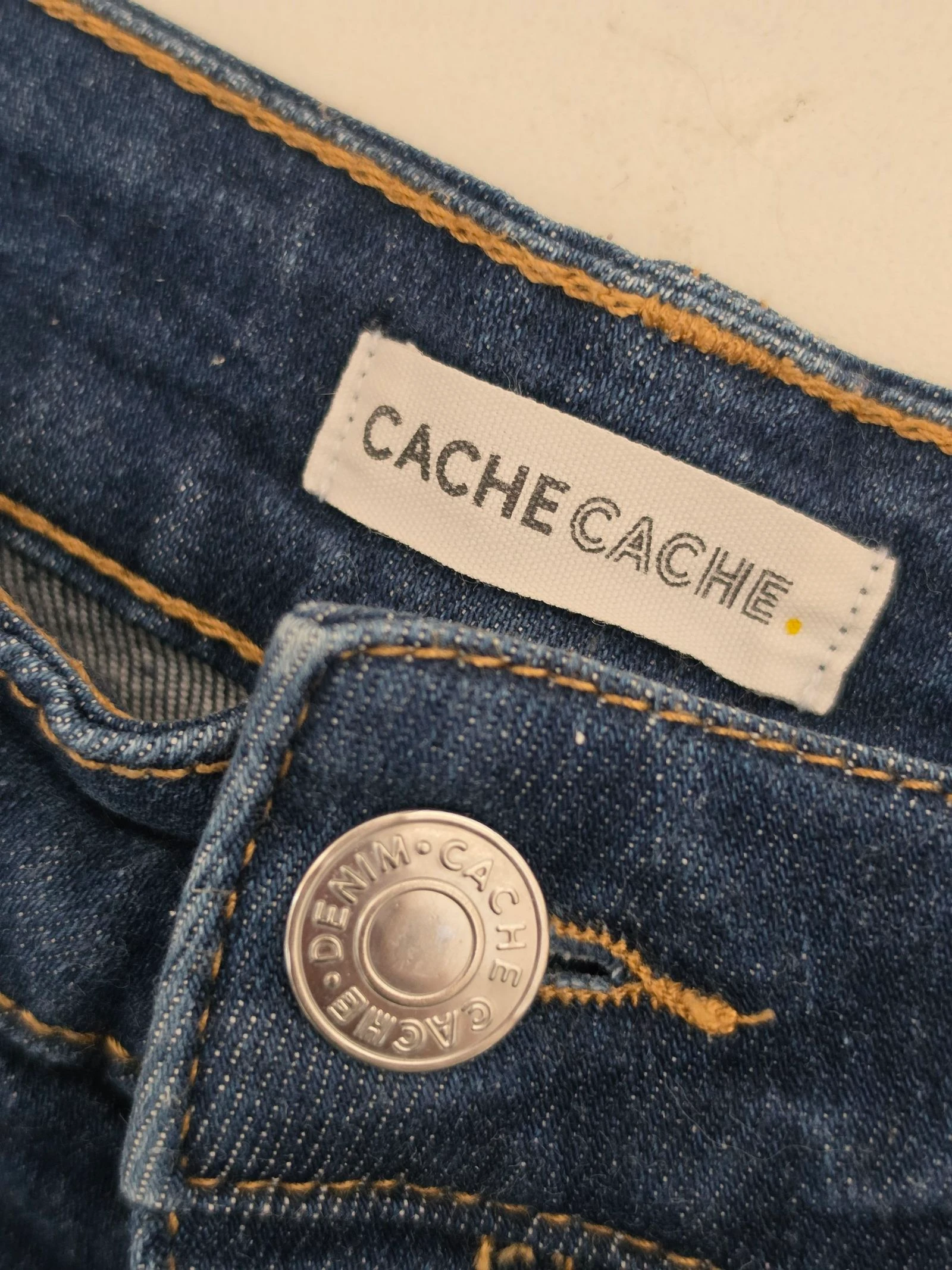 Short en jean brut Cache Cache - Taille 36 (S) - Revers bas – photo 3